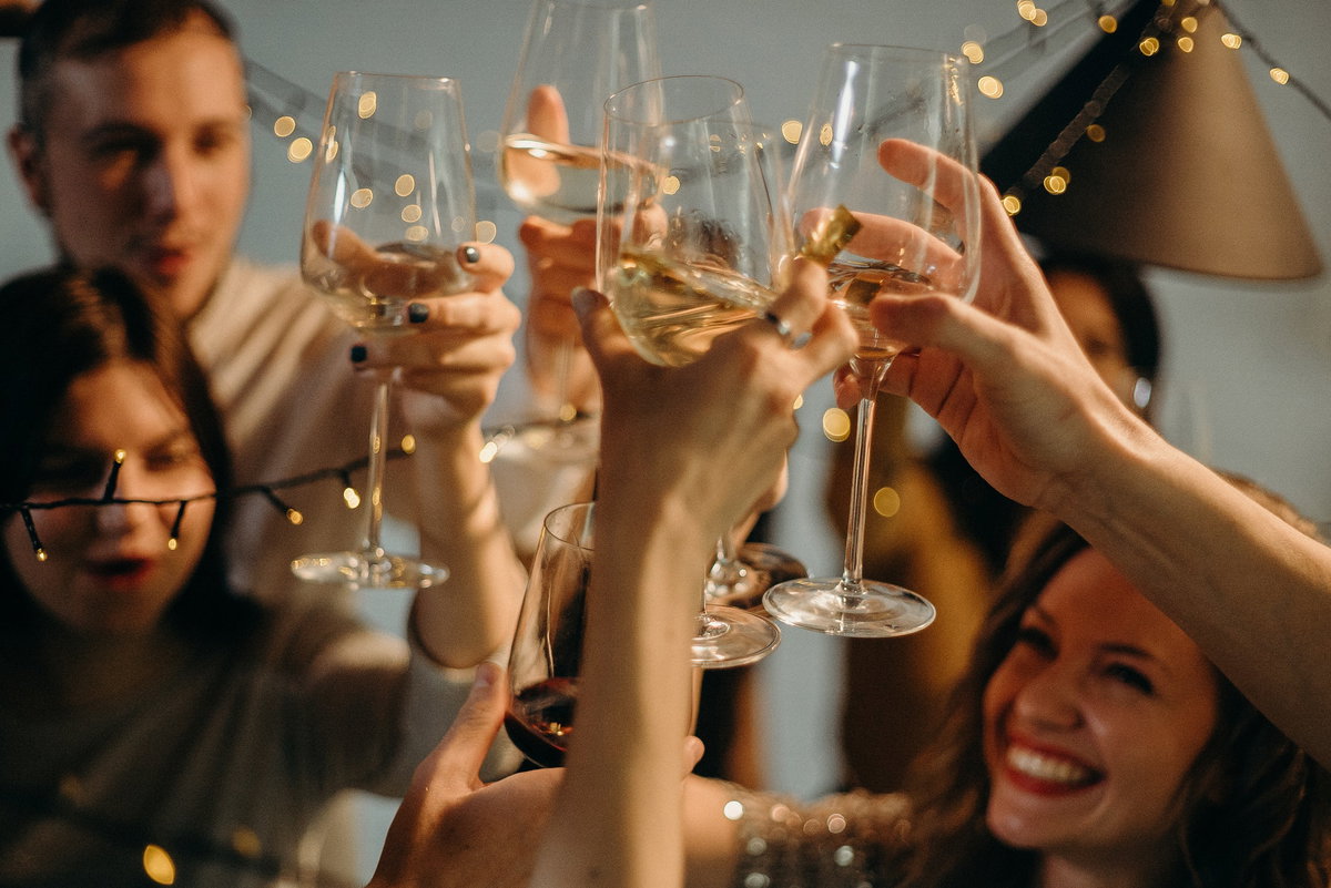 In Deutschland sind etwa 1,9 % der Bevölkerung alkoholabhängig.