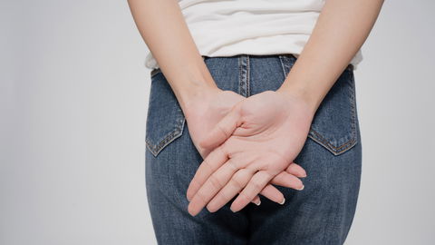 Hämorrhoiden erkennen: typische Symptome, Ursachen und wann Sie zum Arzt sollten
