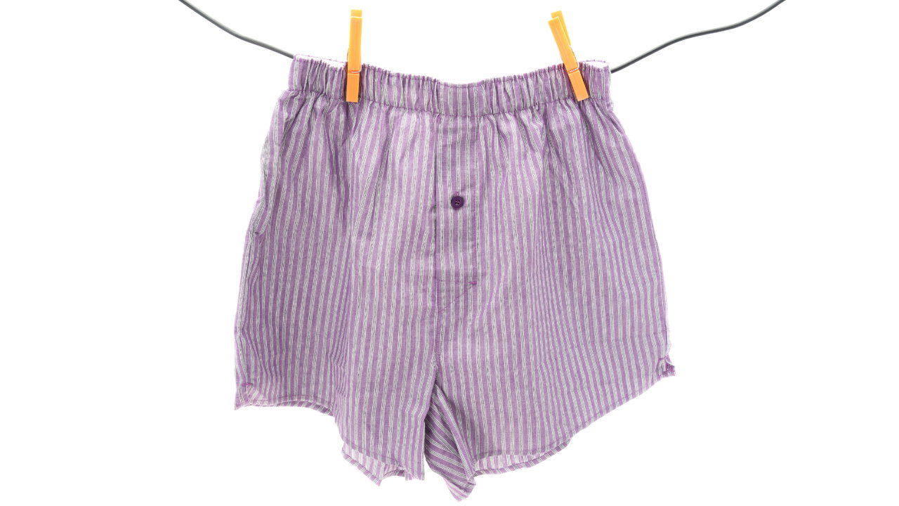 Penis riecht: Was tun bei unangenehmem Penisgeruch?