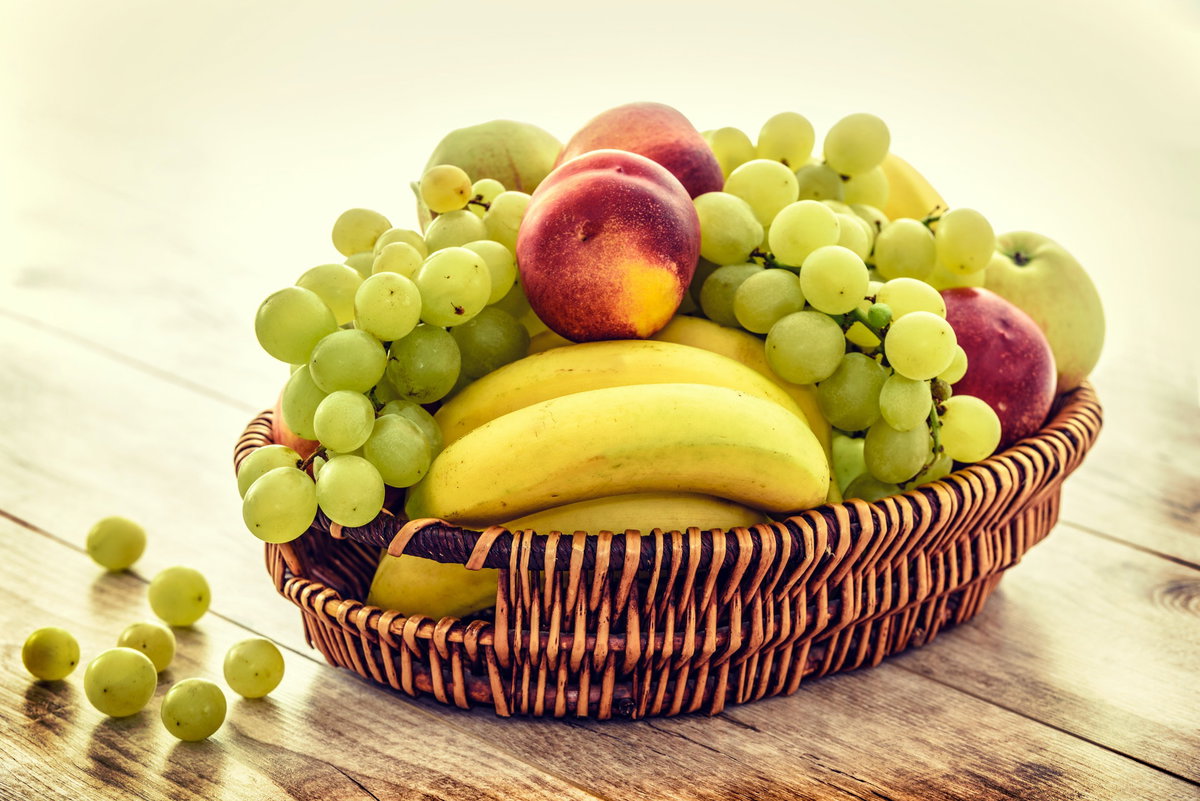Obst ist ein gesunder und nährstoffreicher Teil einer ausgewogenen Ernährung