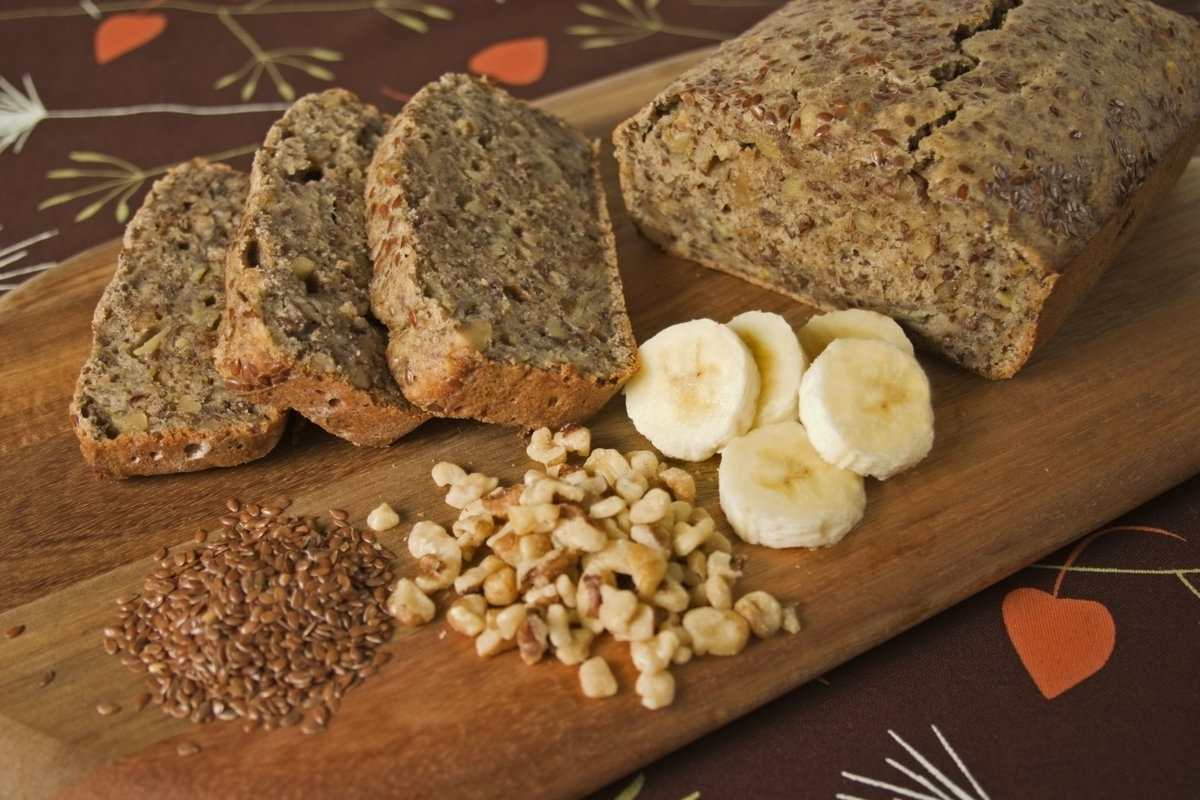 Bananenbrot mit Leinsamen und Walnüsse