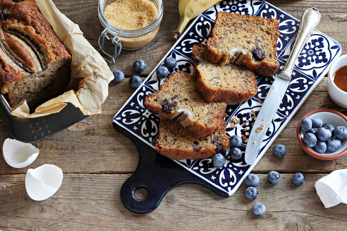 Bananenbrot mit Heidelbeeren