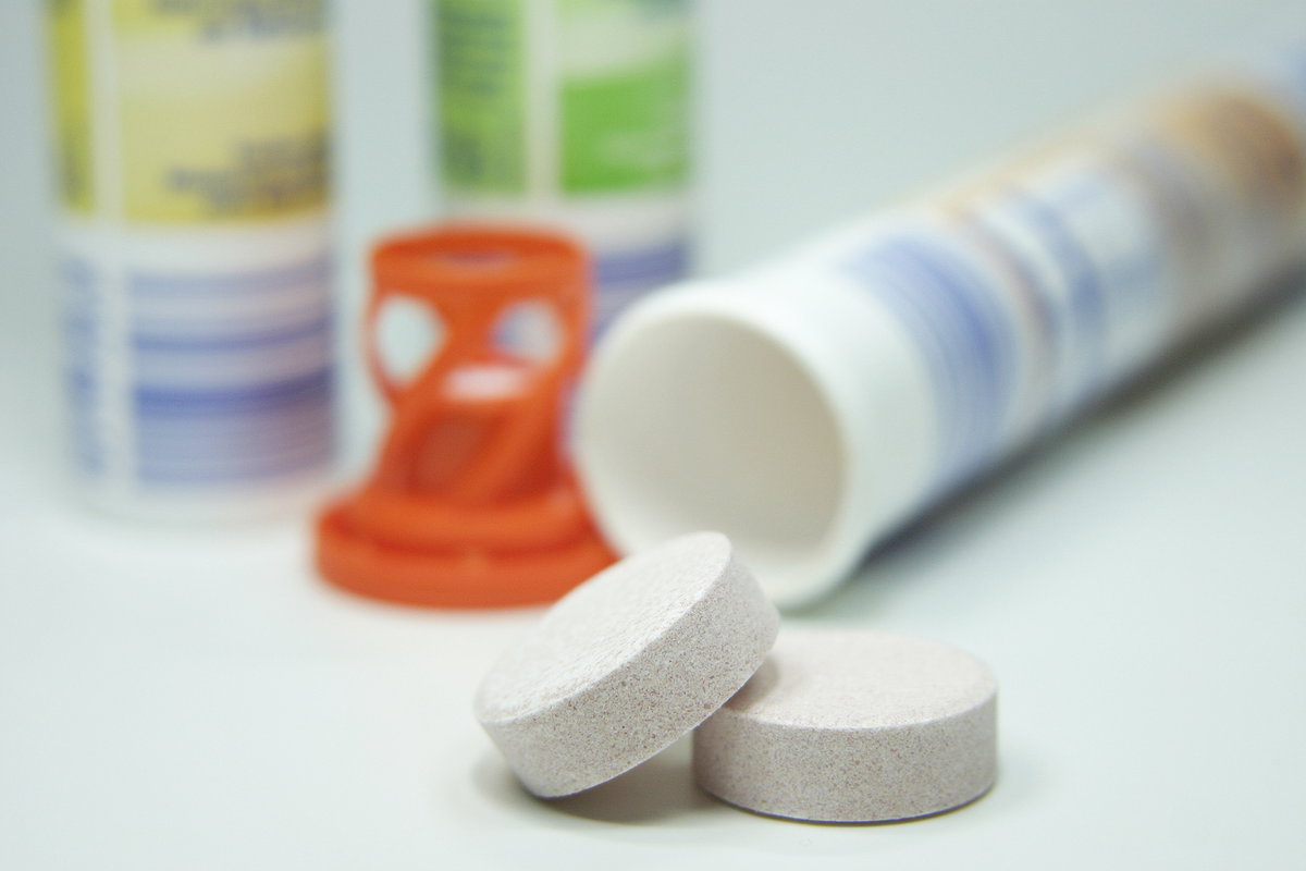 Vitamin-Brausetabletten mit Verpackung