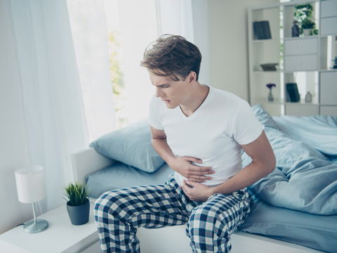 Magenschleimhautentzündung: 4 Fehler, die eine Gastritis verschlimmern
