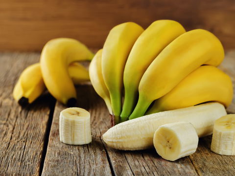 Abnehmen mit Bananen: So geht es Bauchspeck an den Kragen