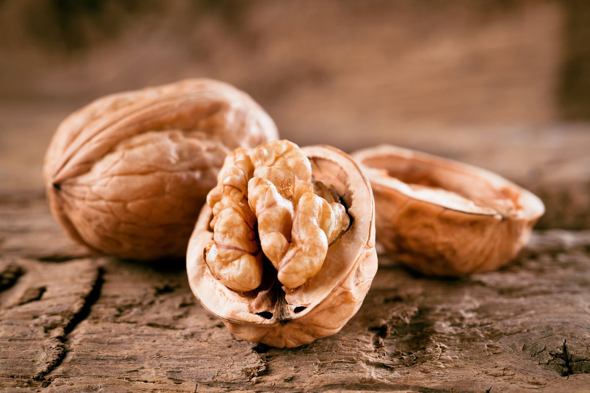 Walnüsse sind reich an gesunden Fetten, insbesondere an Omega-3-Fettsäuren.