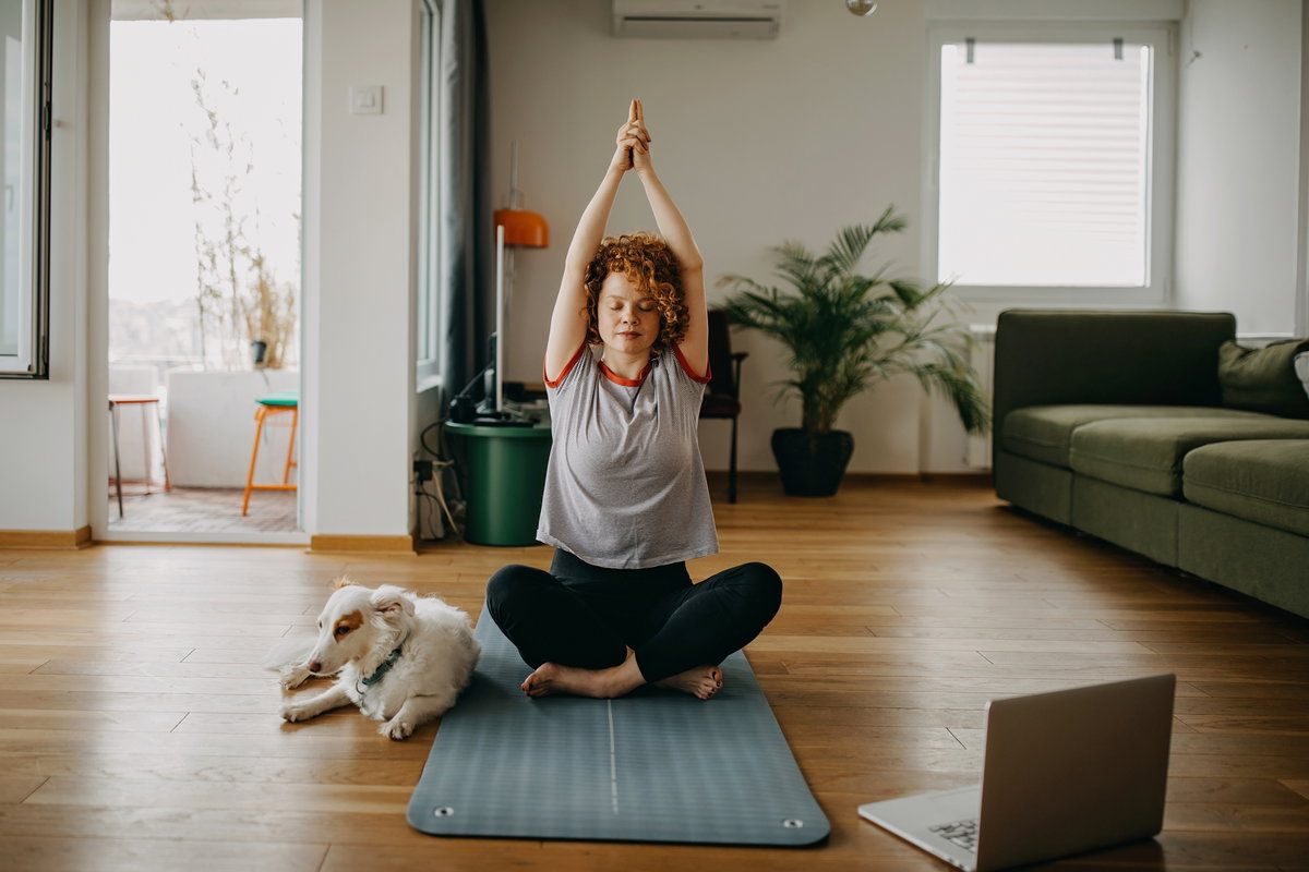Yoga mit Hund