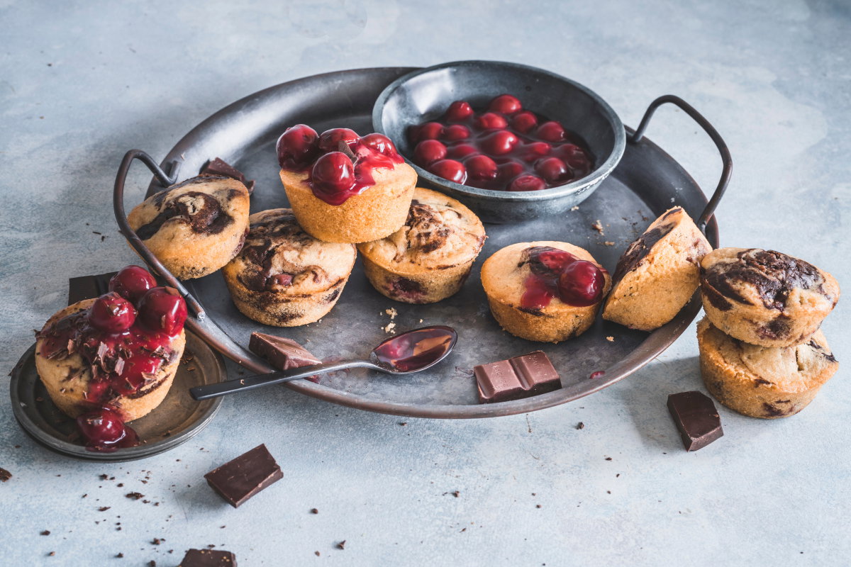 Saftig-fluffige Muffins mit Kirschen