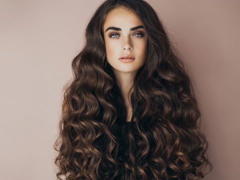 Lange Haare pflegen: Vermeiden Sie diese 4 Fehler