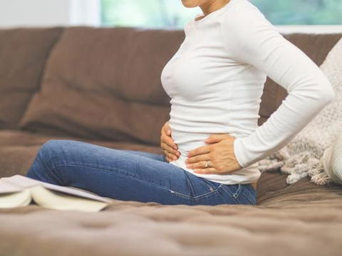 Völlegefühl: Diese Hausmittel helfen gegen die Beschwerden