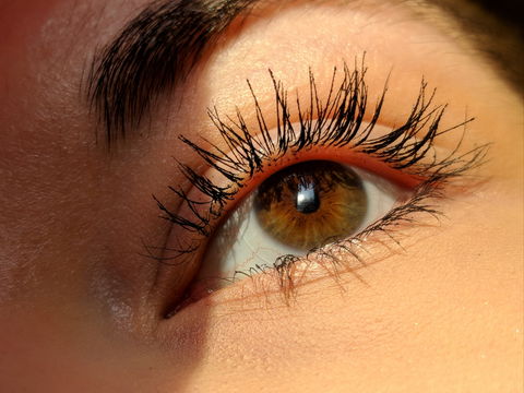 5 Mascara, die bei empfindlichen Augen geeignet sind