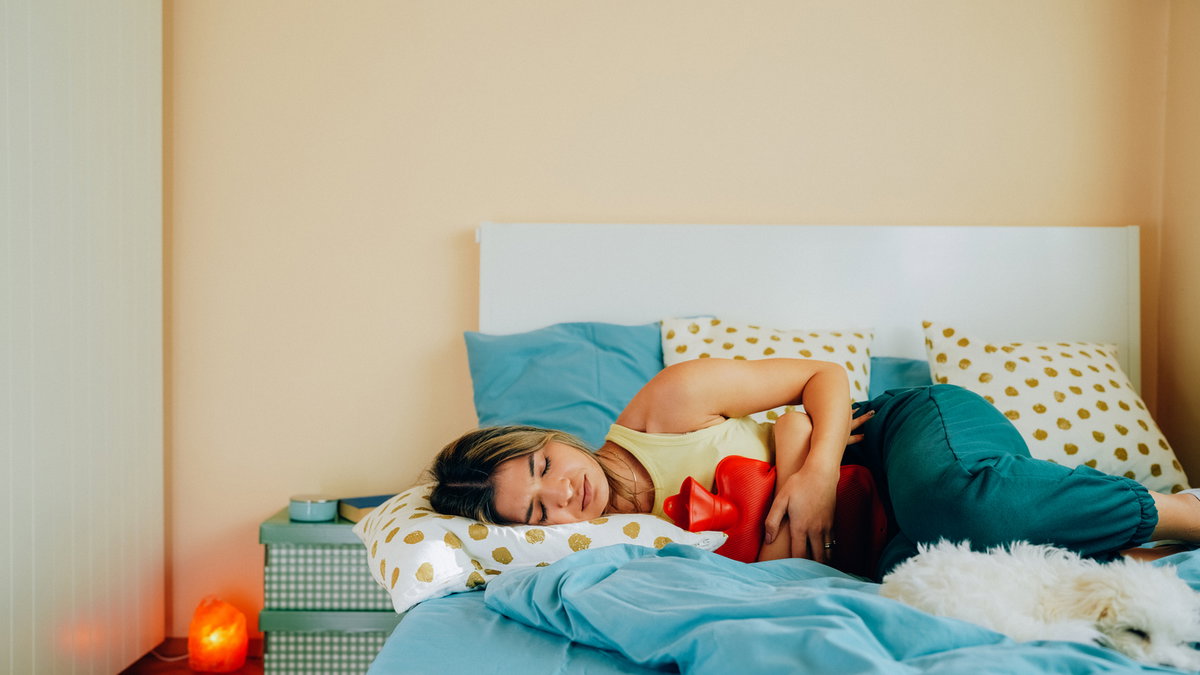 Endometriose ist eine chronische Erkrankung, bei der Gewebe außerhalb der Gebärmutter wächst.