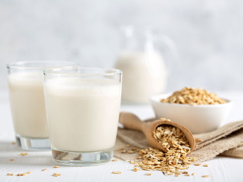 Öko-Test: Diese 3 Hafermilch-Marken räumen im Test ab!
