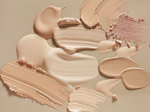 Trockene Haut: Die 5 besten Foundations 
