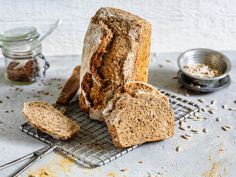 Schnelles Vollkornbrot in 10 Minuten selber gemacht