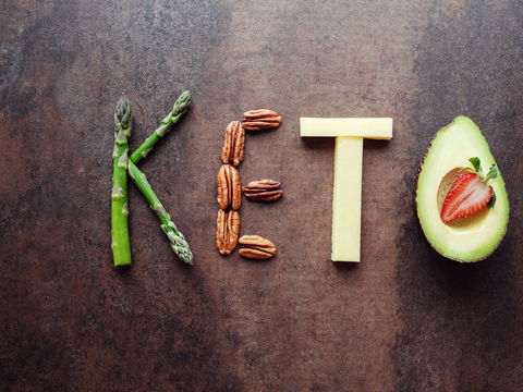 Welches Obst ist bei der Keto Ernährung erlaubt und warum?