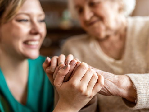 Vaskuläre Demenz: Ursachen, Symptome und Behandlung