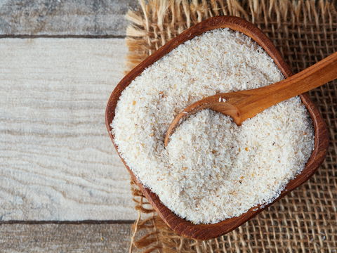Flohsamenschalen: So unterstützt das Superfood den Darm