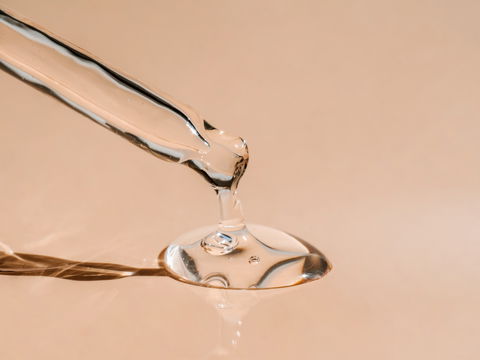 Dieser POWER-Wirkstoff verwöhnt die Haut ab 50