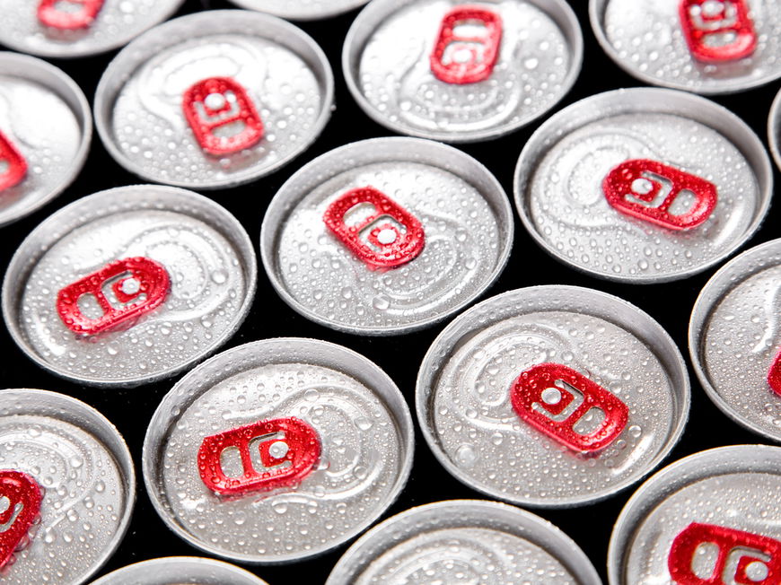 Dosen von Energy Drinks