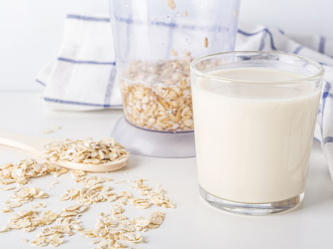 Haferflocken-Drink zum Abnehmen: So einfach geht's