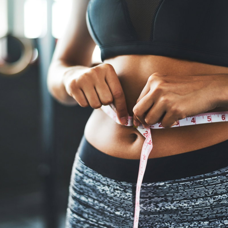 Bei Reverse Dieting wird die Kalorienzufuhr langsam wieder erhöht, um das Gewicht zu halten.
