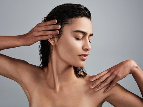 Warum Sie Ihre Haare niemals luft trocknen sollten