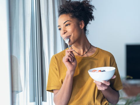 Studie: Diese Lebensmittel helfen gegen soziale Ängste