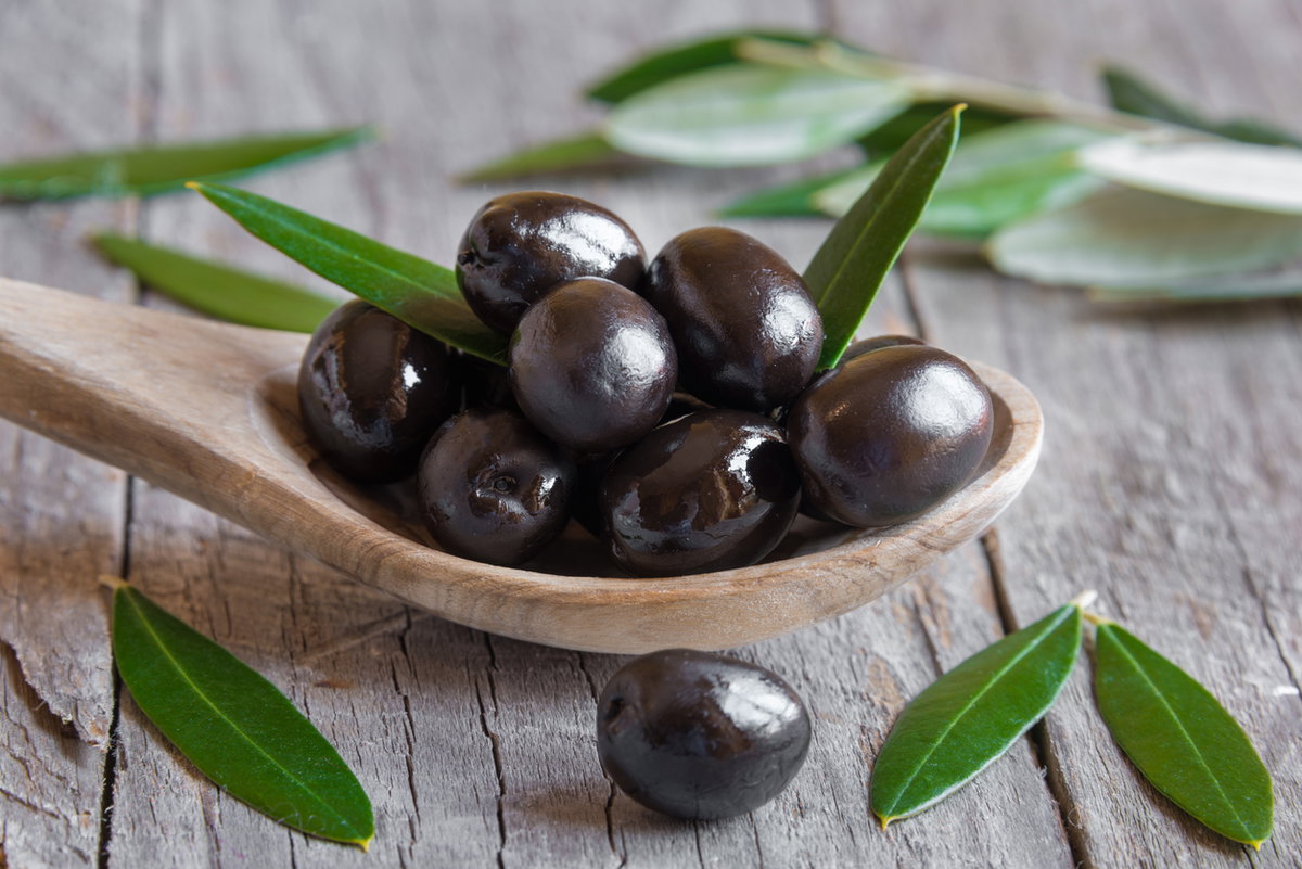 Schwarze Oliven