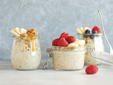 Warum Overnight Oats besser als Porridge sind