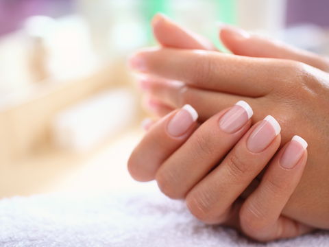 Genialer Trick: Mit diesem natürlichen Hausmittel hält Ihr Nagellack ewig 