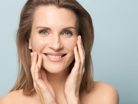 Redaktions-Liebling von Balea: Diese Niacinamide-Tagescreme aus der Drogerie begeistert uns