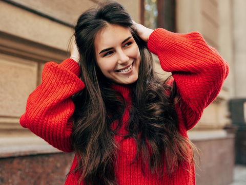 Stylist verrät 3 ultimative Volumen-Tipps für dünne Haare  