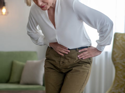  Ständiges Völlegefühl und dicker Bauch: Ursachen und Tipps, die helfen
