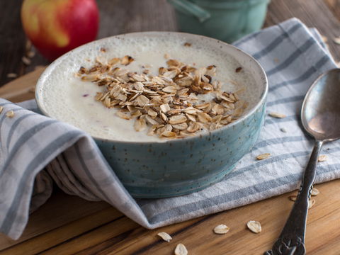 Keine Lust mehr auf Porridge? 6 geniale Haferflocken-Alternativen für ein flaches Bauchgefühl