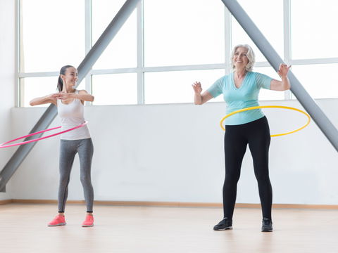 Hula-Hoop: Diese 4 Fehler macht fast jeder Anfänger