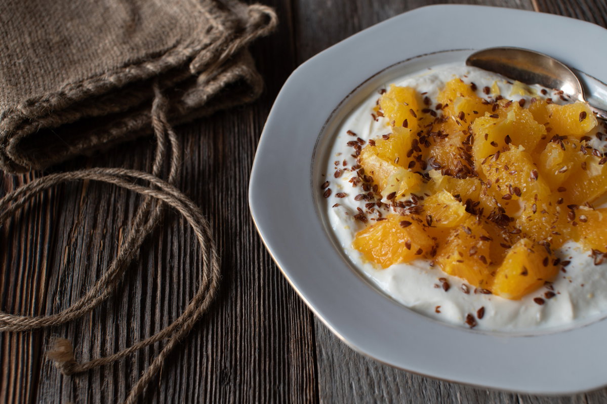 Skyr mit Orangen und Leinsamen