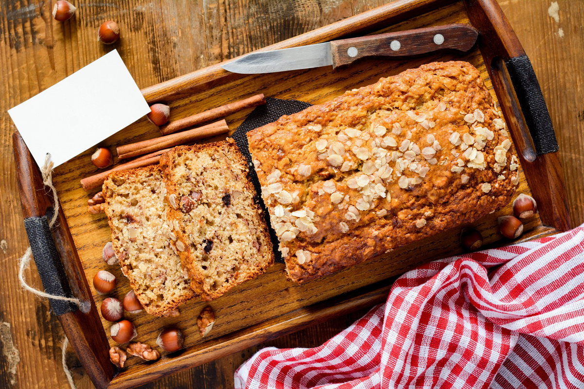 Bananenbrot mit Haselnüssen