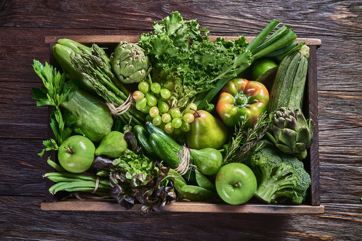 Grünes Obst und Gemüse