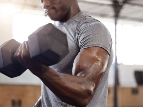 Bizepstraining: 3 Power-Übungen sorgen für einen wahren Muskel-Boost