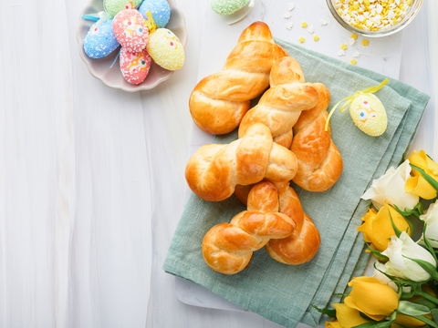 Rezept: Osterzopf mit Haferflocken und Hefe