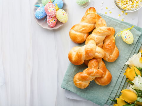 Rezept: Osterzopf mit Haferflocken und Hefe