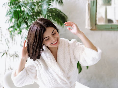 Diese Shampoos sind ideal bei trockener und empfindlicher Kopfhaut