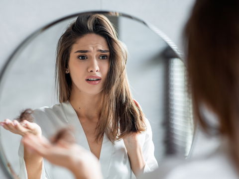 Vitamine bei Haarausfall: Diese 5 Nährstoffe helfen
