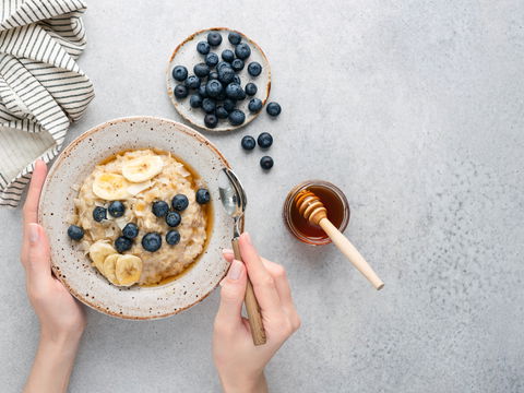Porridge aus der Mikrowelle: So gelingt der Haferbrei in wenigen Minuten