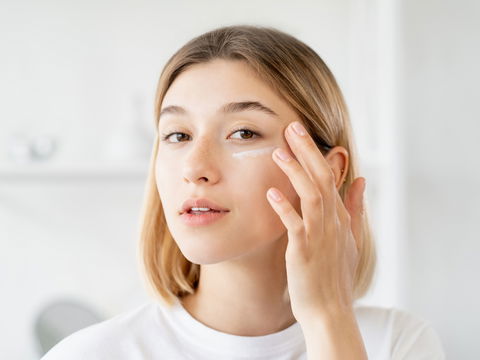 Augencreme im Test: Dieses Drogerie-Produkt ist Testsieger