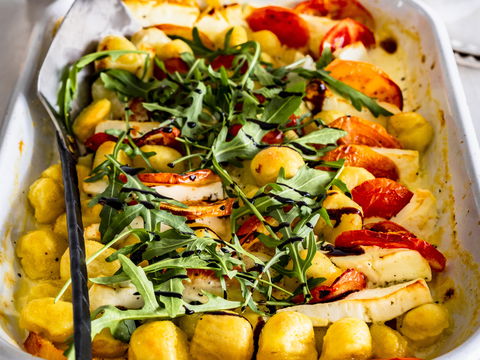Perfekt für kalte Novembertage: Gnocchi Auflauf mit Tomate und Feta 
