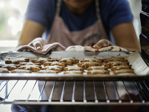 Rezept für leckere Weihnachtsplätzchen mit Manuka-Honig
