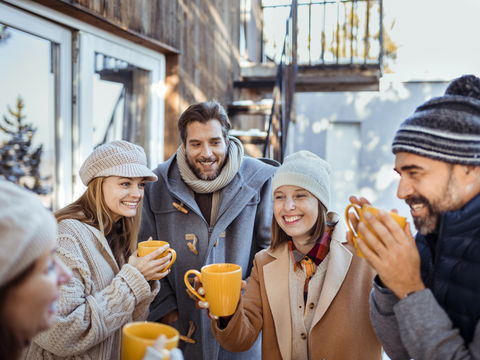Weihnachtszeit 2023: Dieser Glühwein von Aldi gewinnt im Öko-Test