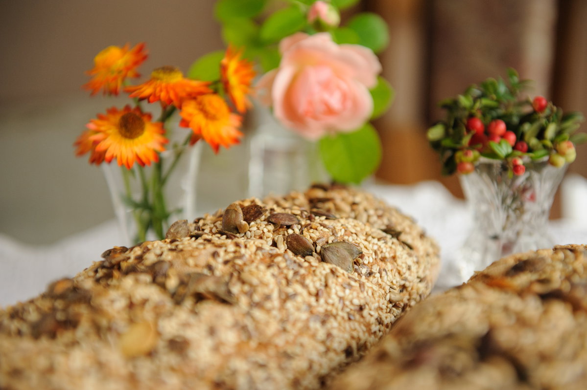 Dinkelvollkornbrot backen